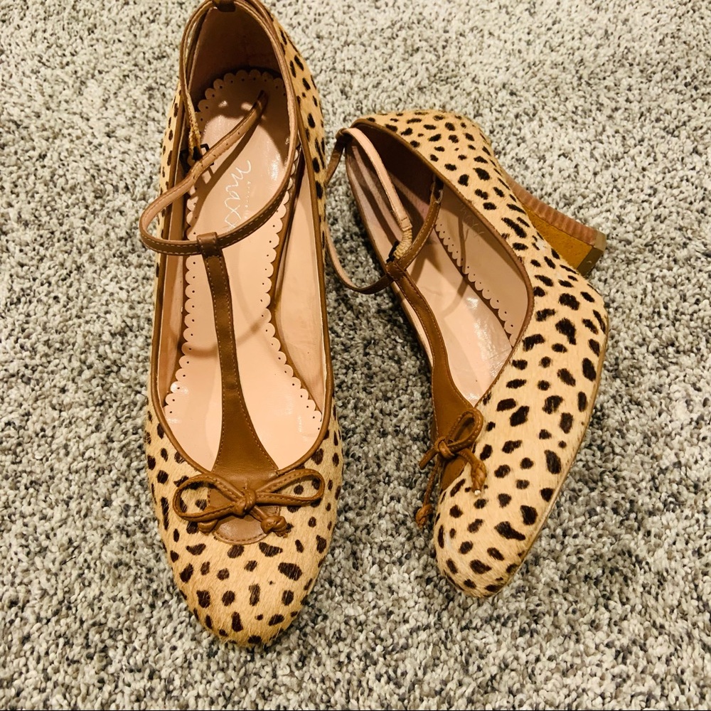 Cheetah print pump